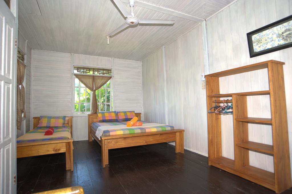 Happy Gecko Dive Resort Bunaken Rum bild